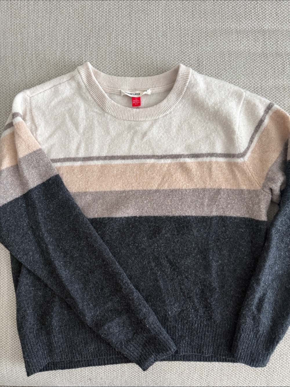 Women’s Cashmere Colorblock Crewneck Sweater in Ivory, Beige & Charcoal